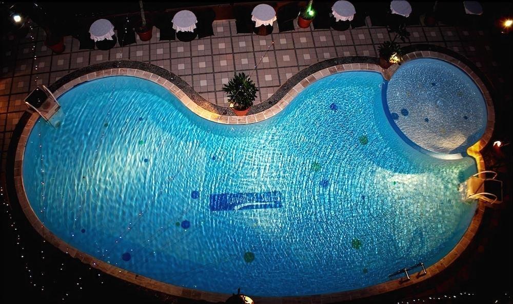 Travellers Suites Serviced Apartments Medan Ngoại thất bức ảnh