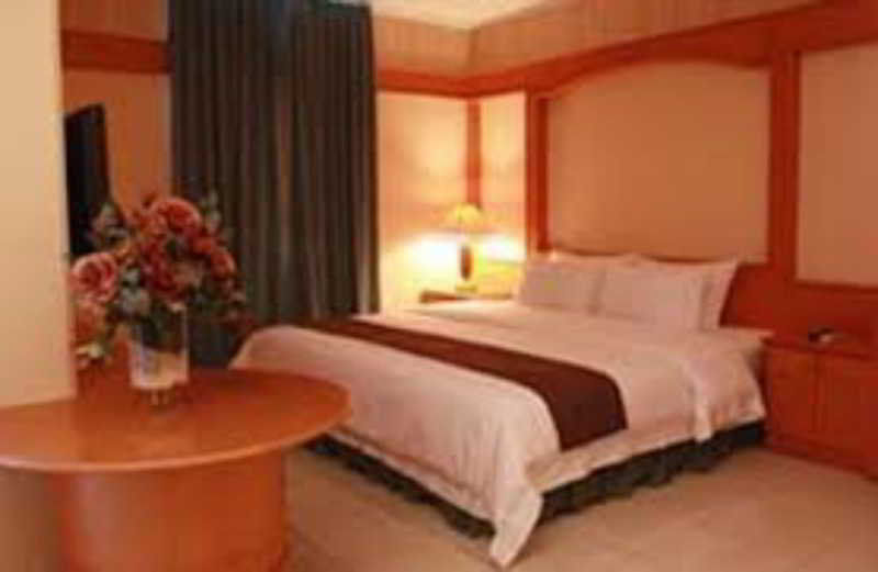 Travellers Suites Serviced Apartments Medan Ngoại thất bức ảnh