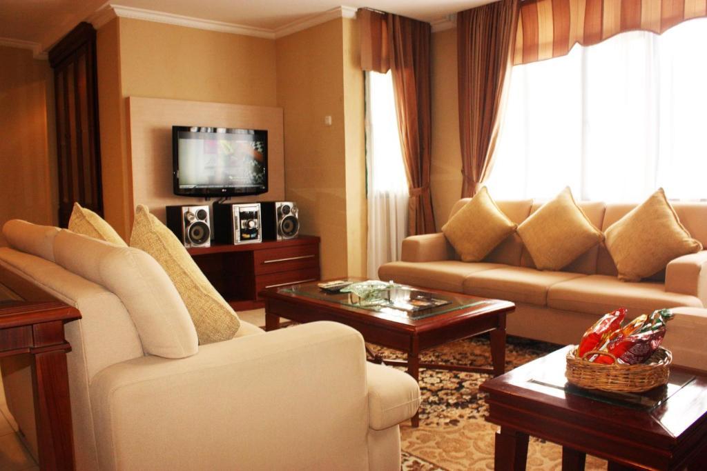 Travellers Suites Serviced Apartments Medan Ngoại thất bức ảnh